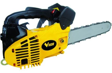 Motosega Vigor VMS-30 25,4cc – Barra 300 mm, potente e compatta per potature e tagli precisi